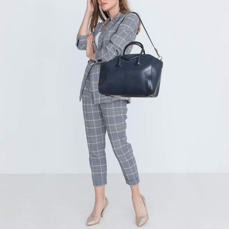 Pre Owned Givenchy Navy Blue Leather Medium Antigona Satchel