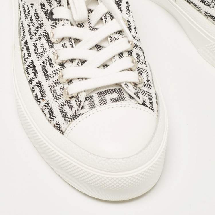 Pre Owned Givenchy White/Black Canvas City Lace Up Sneakers Size 39
