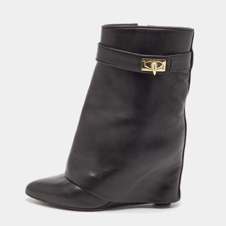 Pre Owned Givenchy Black Leather Shark Lock Ankle Length Boots Size 38.5