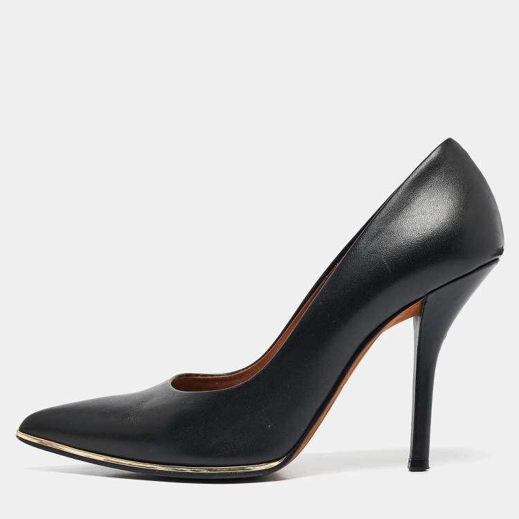 Pre Owned Givenchy Black Leather Lia Pumps Size 38