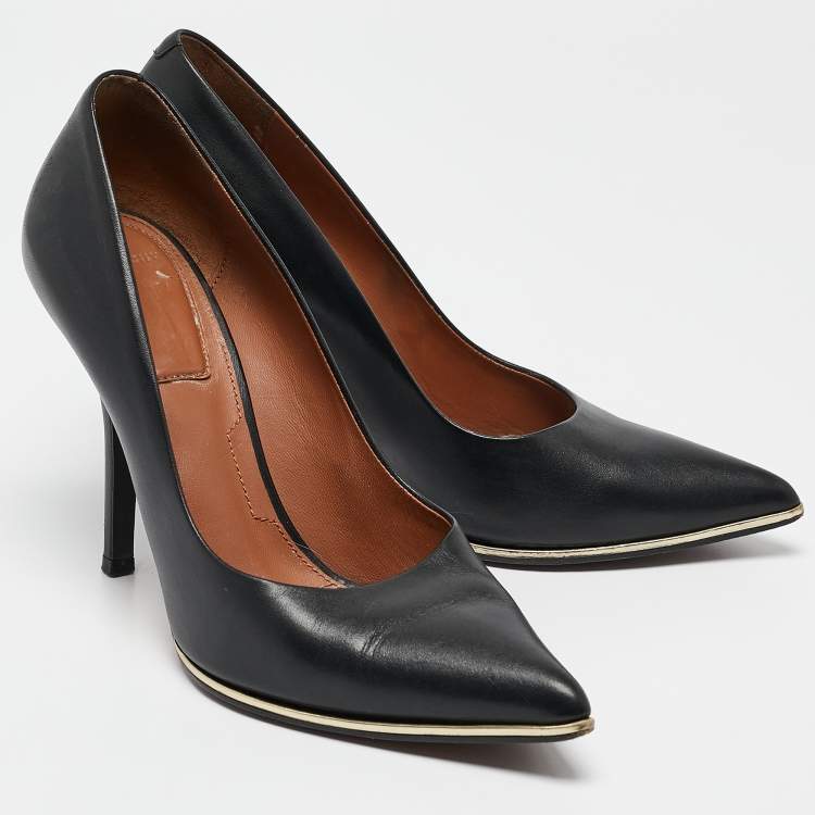 Pre Owned Givenchy Black Leather Lia Pumps Size 38