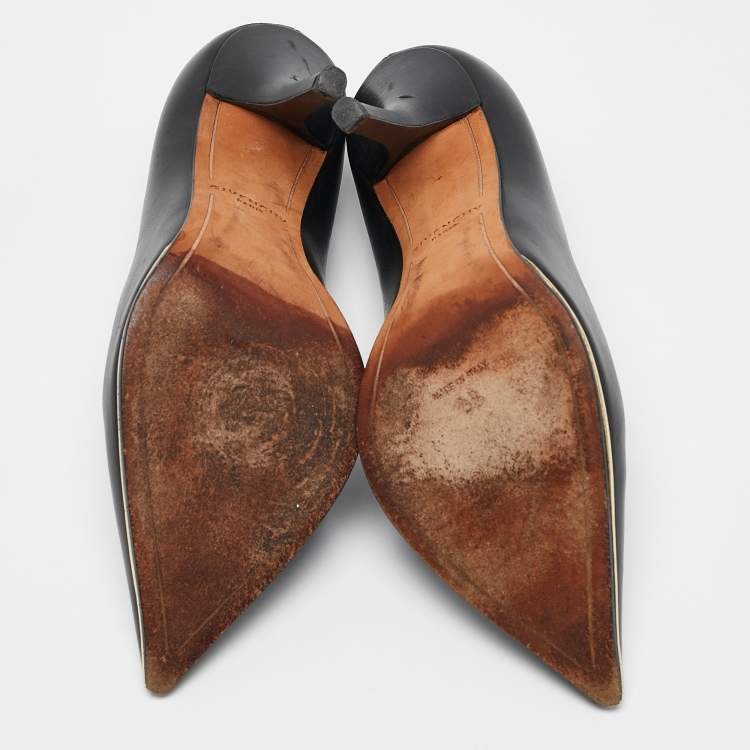 Pre Owned Givenchy Black Leather Lia Pumps Size 38