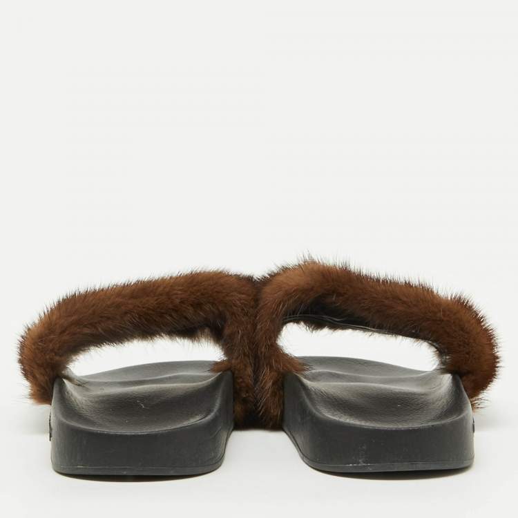 Pre Owned Givenchy Brown Mink Fur Pool Slide Sandals Size 36