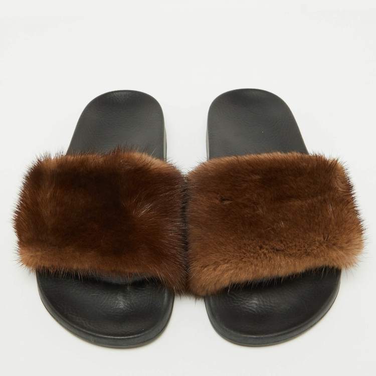 Pre Owned Givenchy Brown Mink Fur Pool Slide Sandals Size 36