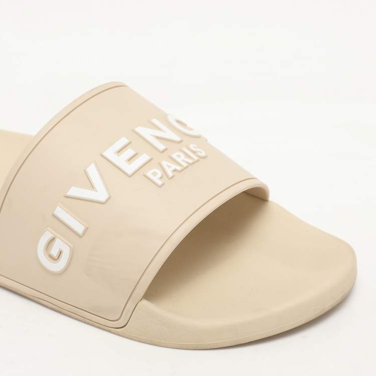 Pre Owned Givenchy Cream Rubber Logo Slide Sandals Size 44