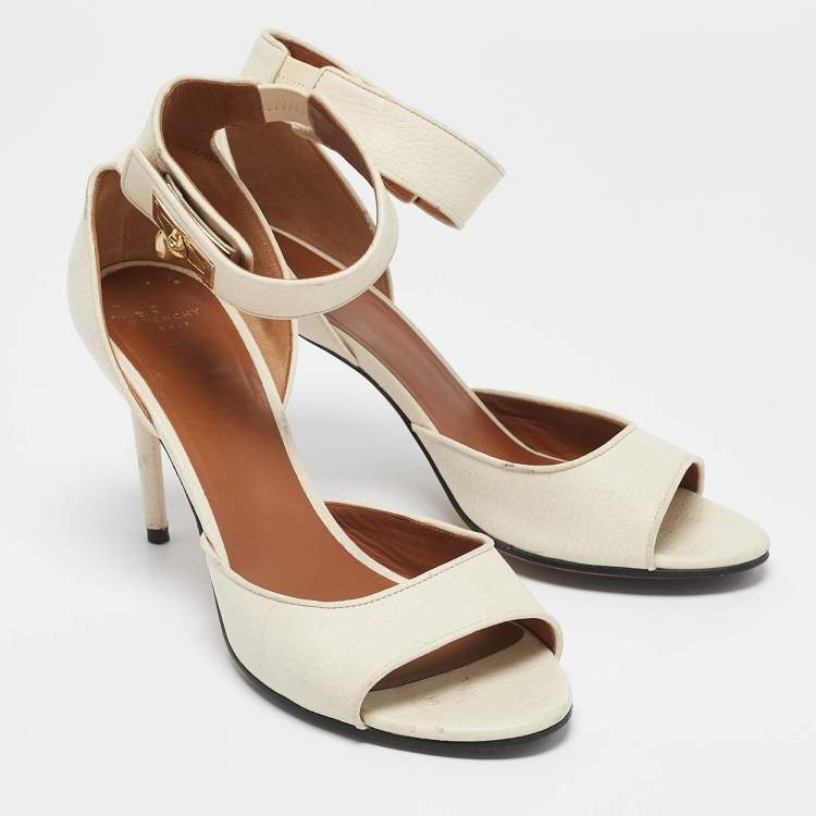 Pre Owned Givenchy White Leather Shark Tooth Ankle Strap Sandals Size 38.5