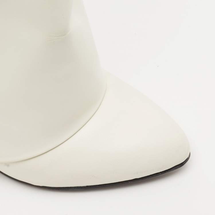 Pre Owned Givenchy White Leather Shark Lock Knee Length Boots Size 40