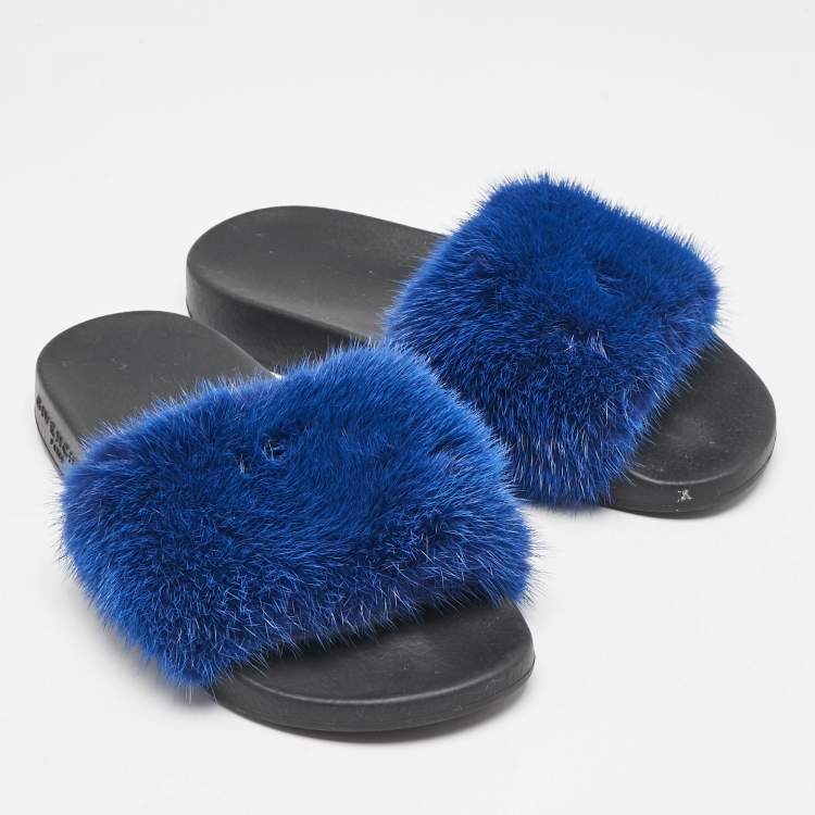 Pre Owned Givenchy Blue Mink Fur Pool Slide Flats Size 36