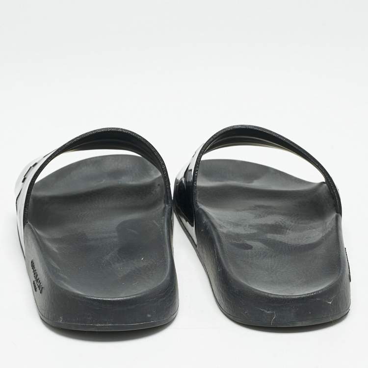 Pre Owned Givenchy Black Leather Pool Slides Size 39