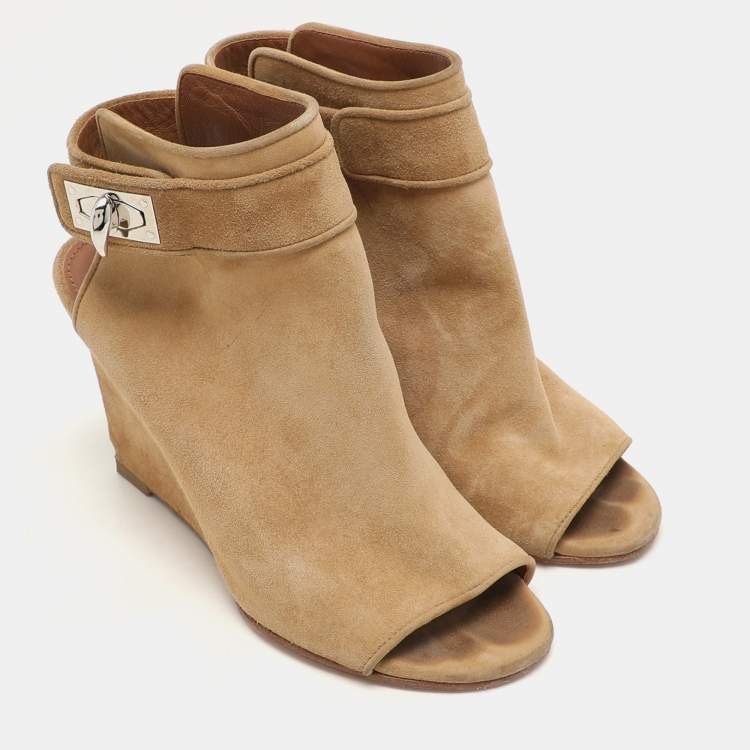 Pre Owned Givenchy Beige Suede Shark Lock Peep-Toe Wedge Booties Size 35