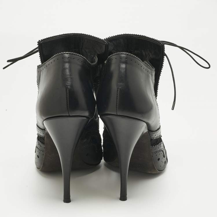 Pre Owned Givenchy Black Leather And Lace Pointed Toe Ankle Boots Size 40
