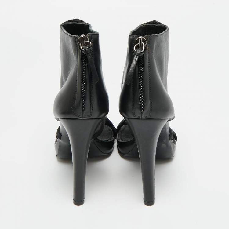 Pre Owned Givenchy Size 38.5 Black Leather Ankle Strap Sandals