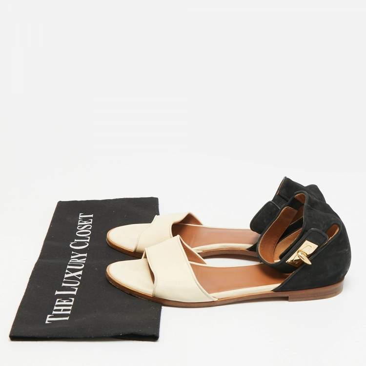 Pre Owned Givenchy Size 38 Black/Cream Leather and Suede Shark Luck Flat Sandals