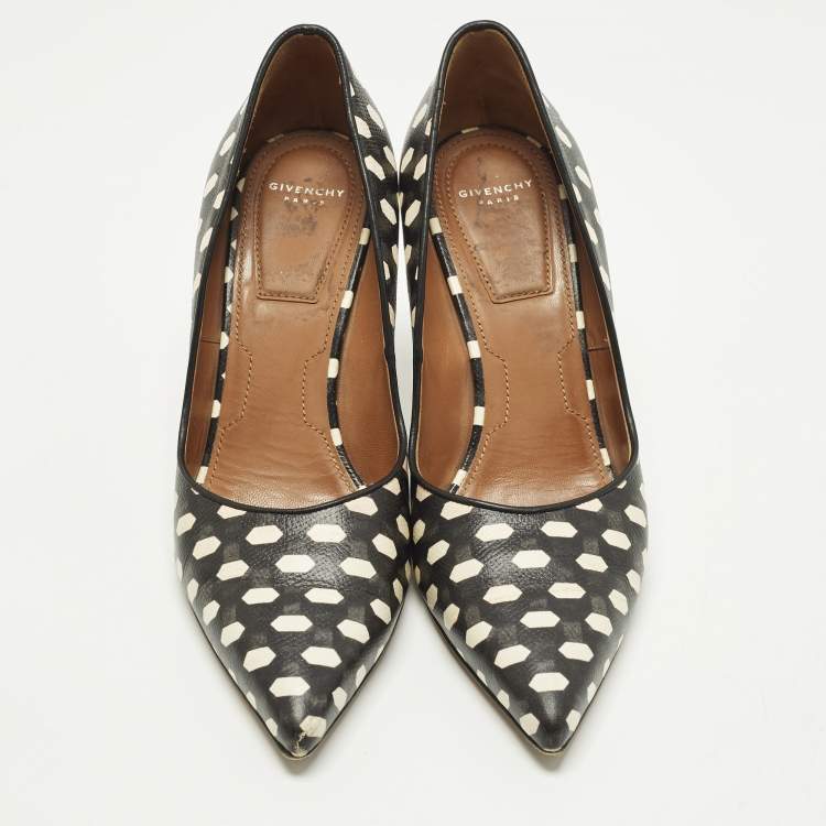 Pre Owned Givenchy Polka Dot Size 36.5 Black/Cream Leather Pumps