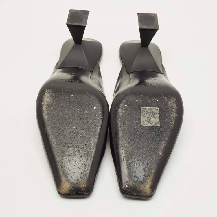 Pre Owned Givenchy Size 38 Black Leather Mules