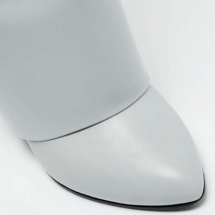 Pre Owned Givenchy Shark Lock Size 39 Grey Leather Knee Length Boots