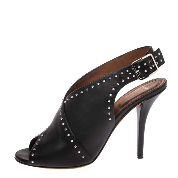 مملوكة مسبقًا Givenchy Black Studded Leather Peep Toe Slingback Sandals Size 37