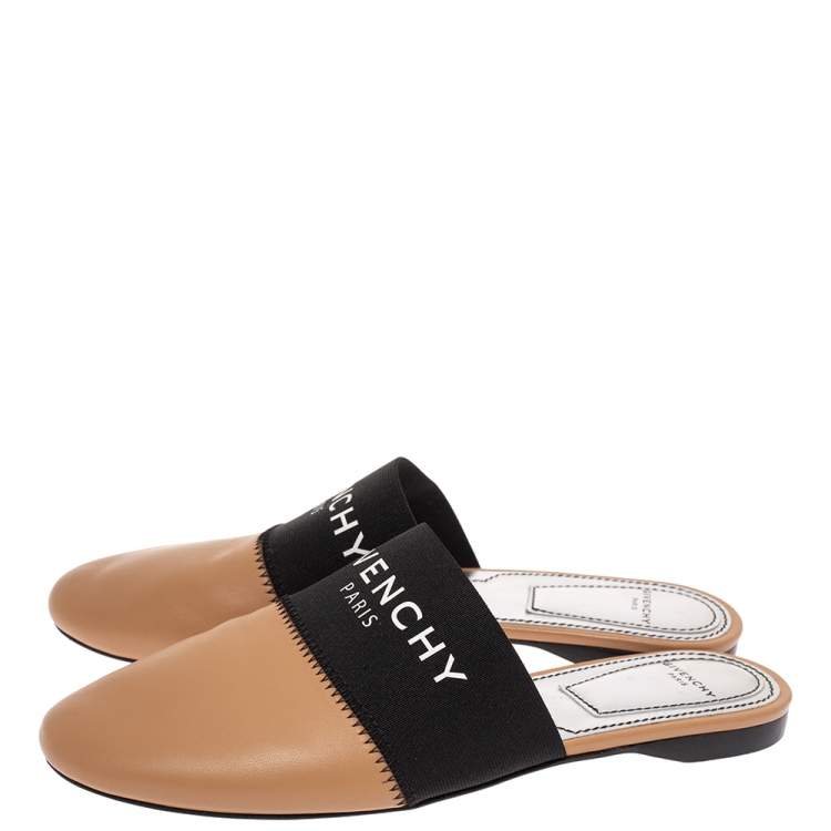 Pre Owned Givenchy Beige Leather And Elastic Bedford Logo Mules Flat Size 35