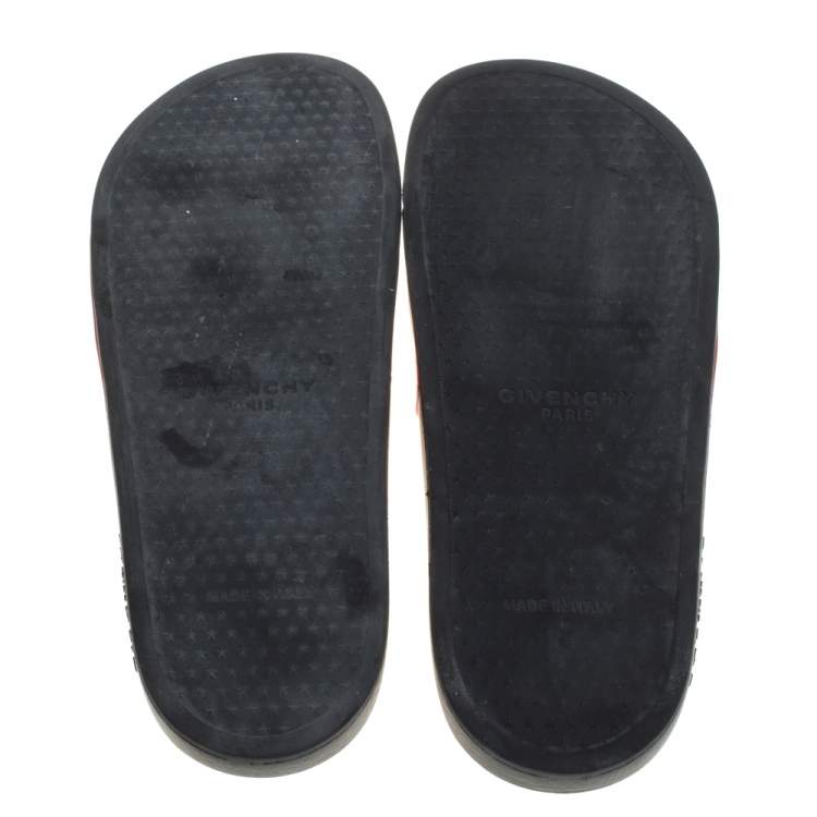 مملوكة مسبقًا Givenchy Red Rubber Logo Flat Slide Sandals Size 38