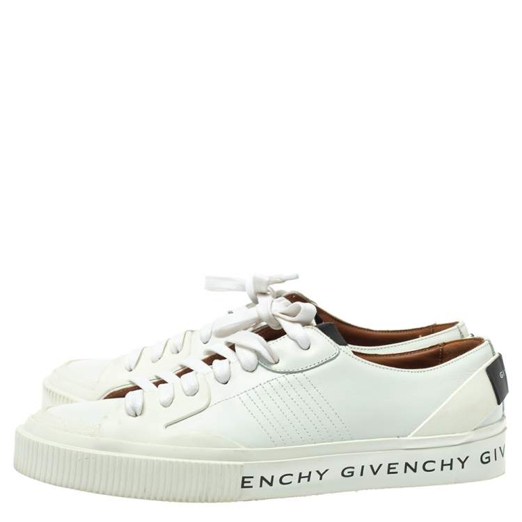 Pre Owned Givenchy White/Black Leather And Rubber Logo Print Low Top Sneakers Size 39.5