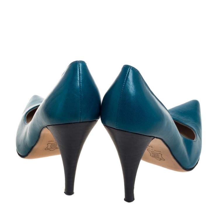 Pre Owned Givenchy Blue Leather Pointed Toe Pumps Size 36