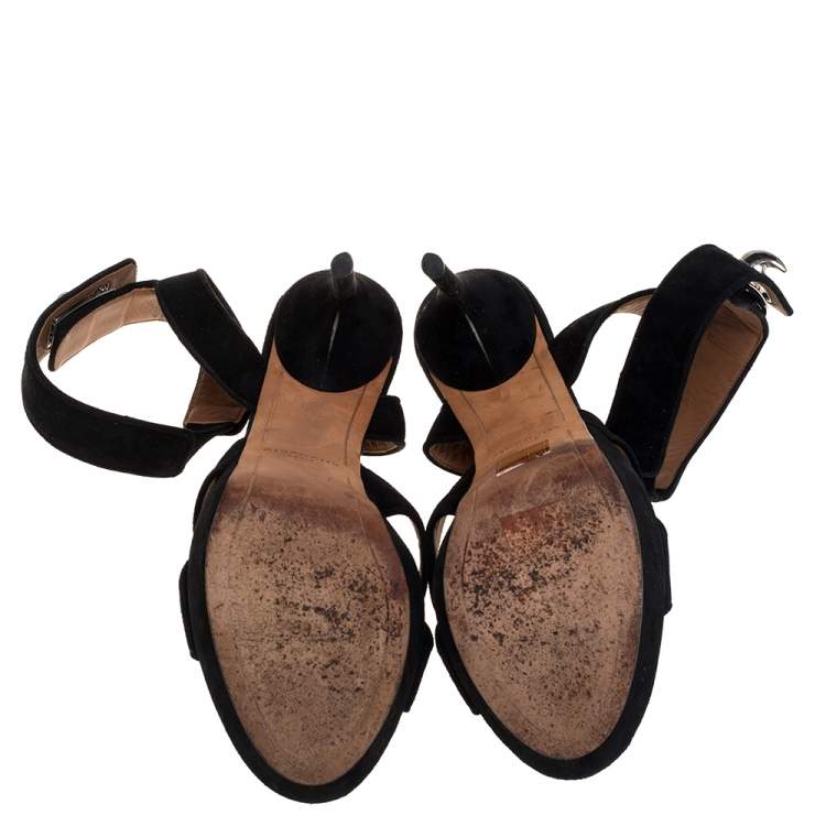 مملوكة مسبقًا Givenchy Black Suede Shark Lock Sandals Size 39