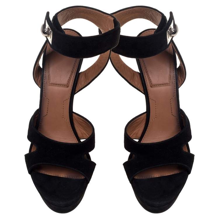 مملوكة مسبقًا Givenchy Black Suede Shark Lock Sandals Size 39