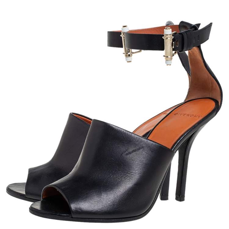 Pre Owned Givenchy Black Leather Ankle Strap Sandals Size 37