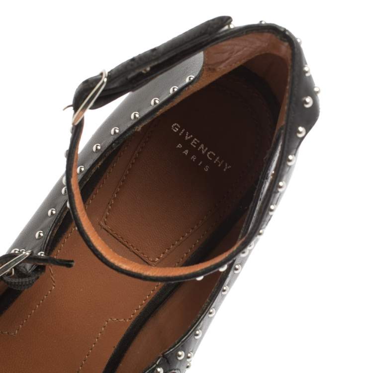 Pre Owned Givenchy Black Leather Studded Ankle Strap Sandals Size 41