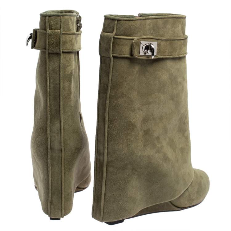 Pre Owned Givenchy Green Suede Shark Lock Wedge Ankle Boots Size 40