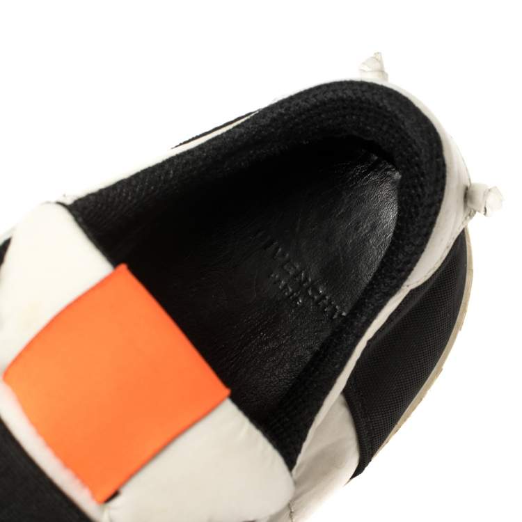 Pre Owned Givenchy Black/White Leather and Mesh Active Runner Slip On Sneakers Size 43