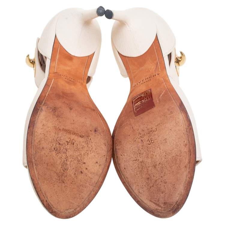 مملوكة مسبقًا Givenchy White Leather Shark Tooth Ankle Strap Sandals Size 36