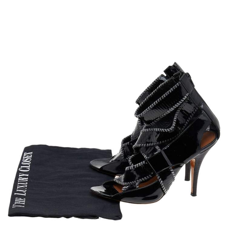مملوكة مسبقًا Givenchy Black Patent Leather Ankle Cuff Zipper Sandals Size 37