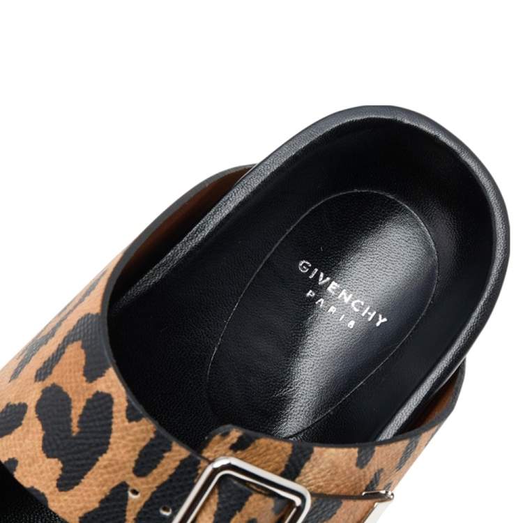 مملوكة مسبقًا Givenchy Beige/Black Leopard Print Lizard Embossed Leather Flat Slides Size 37