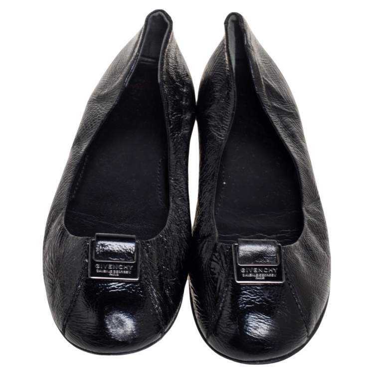 Pre Owned Givenchy Black Crinkled Patent Leather Buckle Detail Ballet Flats Size 40 