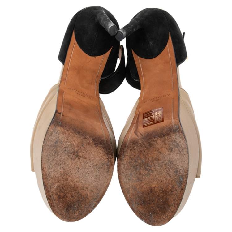 Pre Owned Givenchy Beige/Black Leather and Suede Shark Lock Ankle-Strap Sandals Size 40