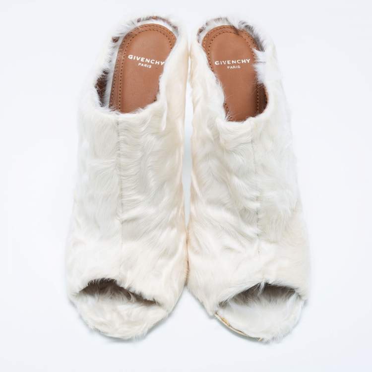 Pre Owned Givenchy Off White Fur Peep Toe Mules Size 40