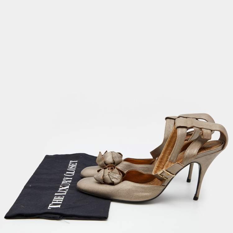 Pre Owned Givenchy Gold Leather Ankle Strap Pumps Size 38