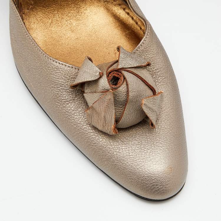 Pre Owned Givenchy Gold Leather Ankle Strap Pumps Size 38