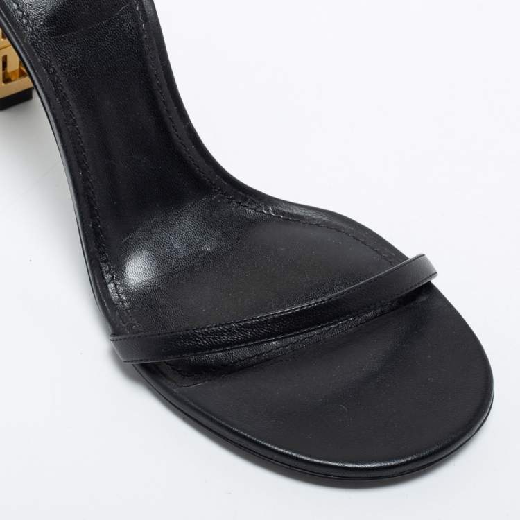 مملوكة مسبقًا Givenchy Black Leather G Cube Heel Ankle Strap Sandals Size 39