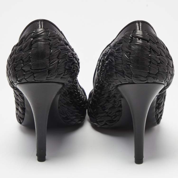Pre Owned Givenchy Black Leather Pointed Toe Pumps Size 37.5