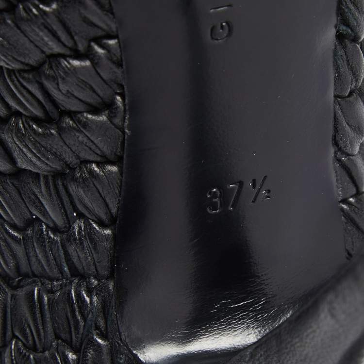 Pre Owned Givenchy Black Leather Pointed Toe Pumps Size 37.5