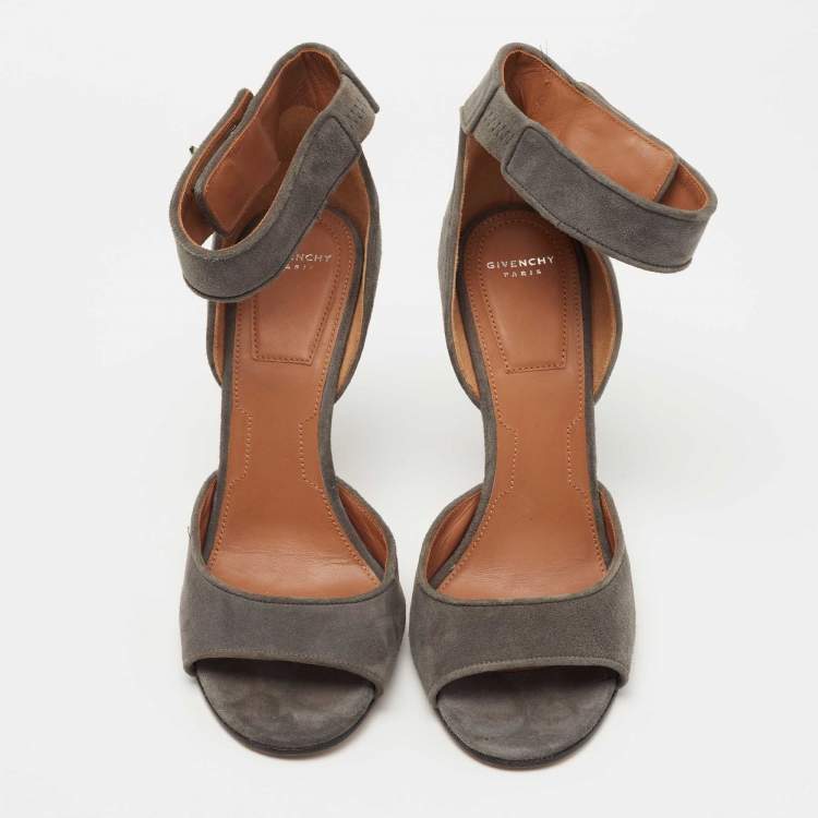 Pre Owned Givenchy Grey Suede Shark Tooth Lock Ankle Strap Sandals Size 37.5