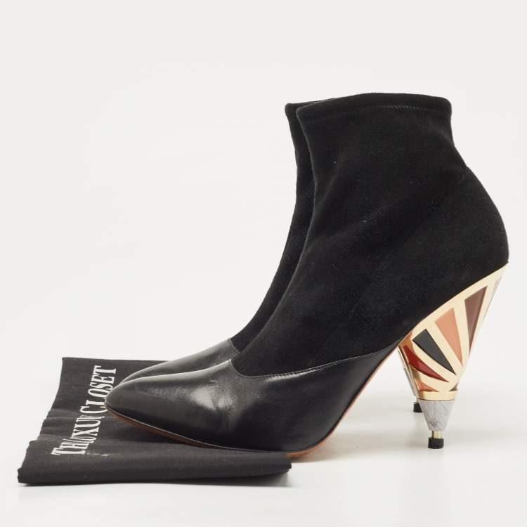 Pre Owned Givenchy Black Suede Ankle Boots Size 40