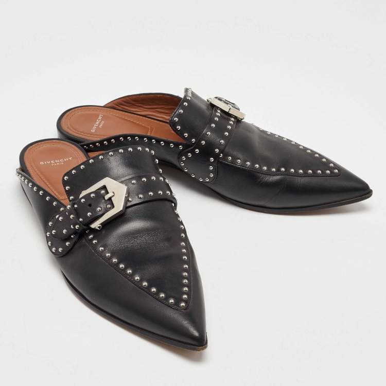 مملوكة مسبقًا Givenchy Black Studded Leather Buckle Logo Detail Flat Mules Size 38.5