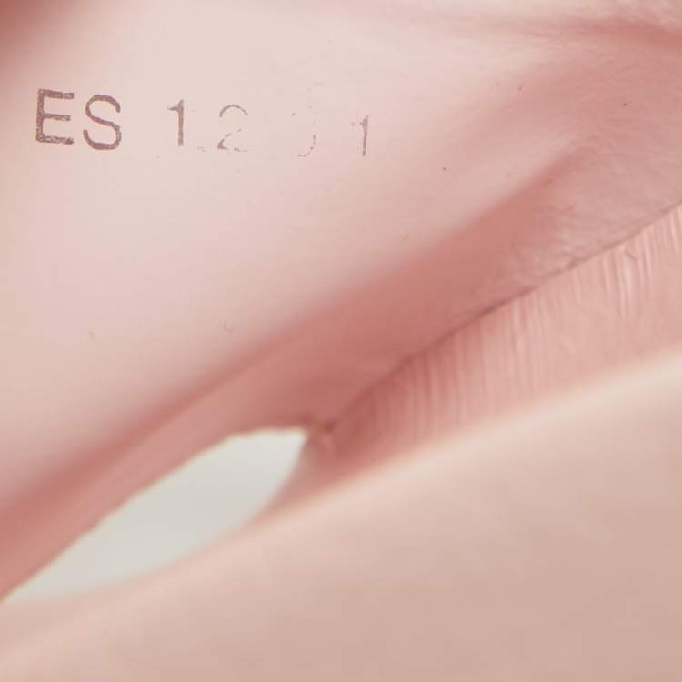 مملوكة مسبقًا Givenchy Pink Rubber Logo Flat Slides Size 38