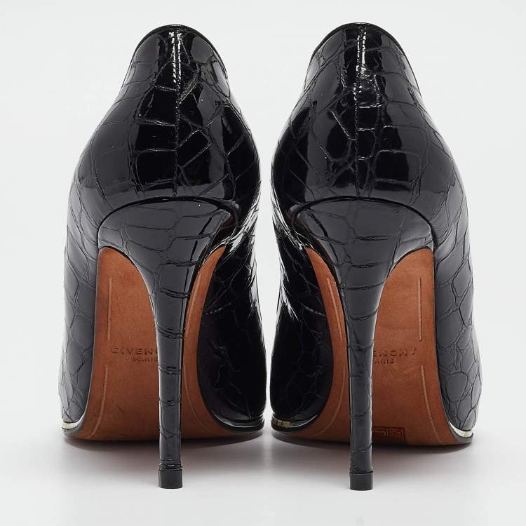 Pre Owned Givenchy Black Croc Embossed Patent Leather Pointed Toe Pumps Size 41
