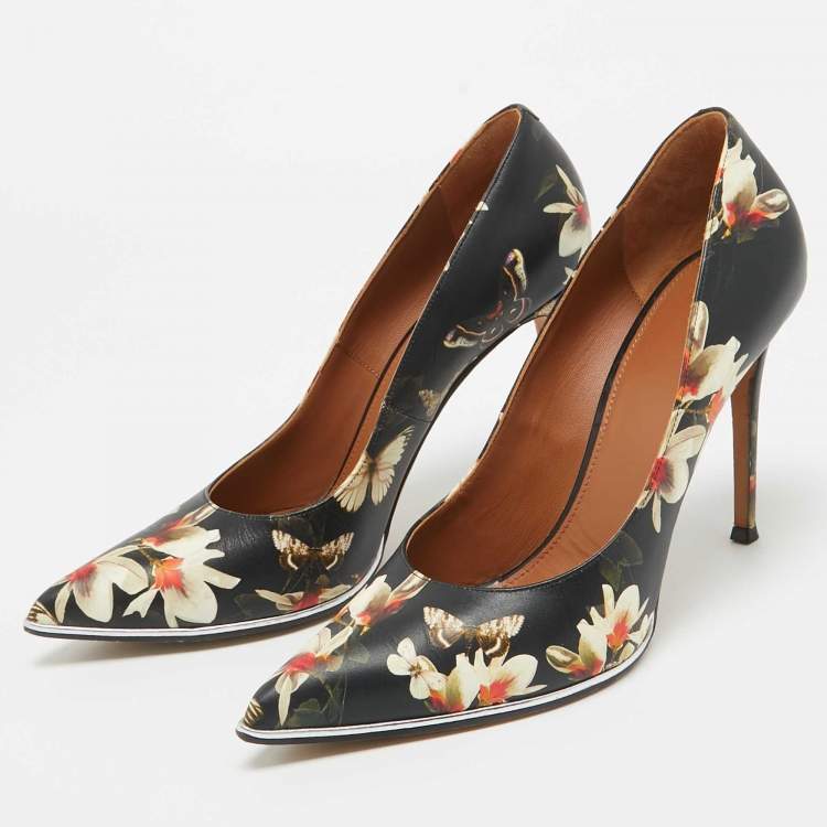 Pre Owned Givenchy Black Floral and Butterfly Print Leather Pointed Toe Pumps Size 41