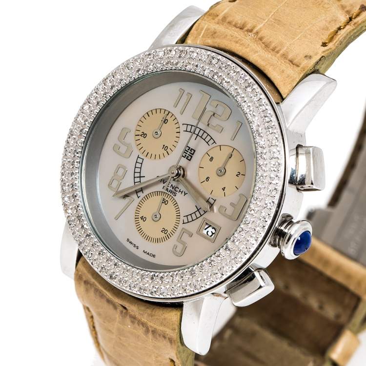 Pre Owned Givenchy Mother of Pearl Stainless Steel Diamonds Saqqhara Women's Wristwatch 36 mm