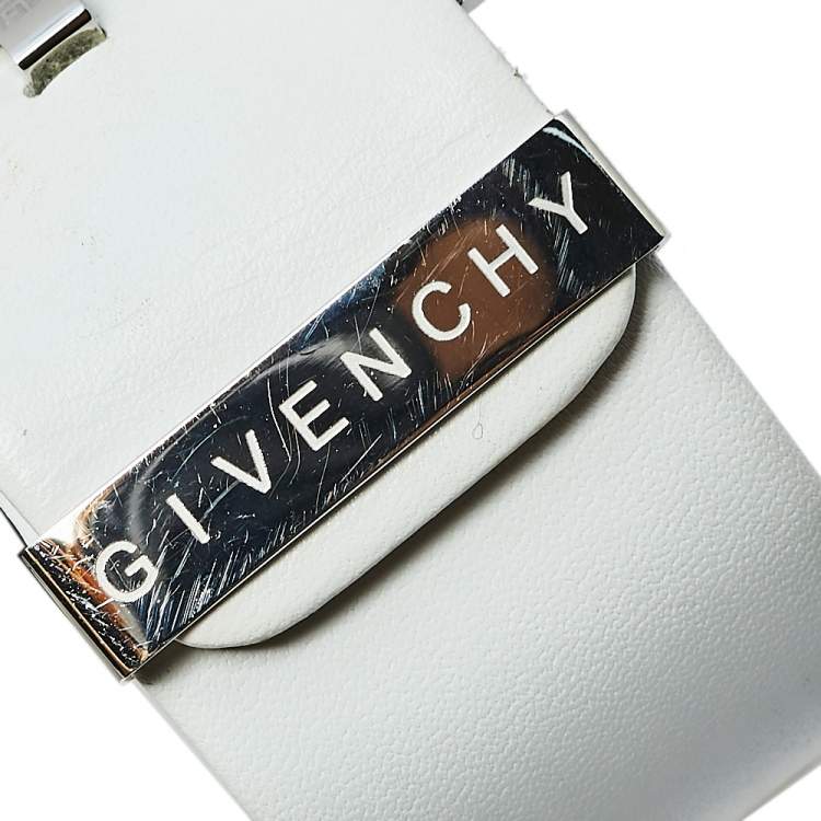 Pre Owned Givenchy White Stainless Steel Leather GV.5201L Quartz Women's Wristwatch 27 mm